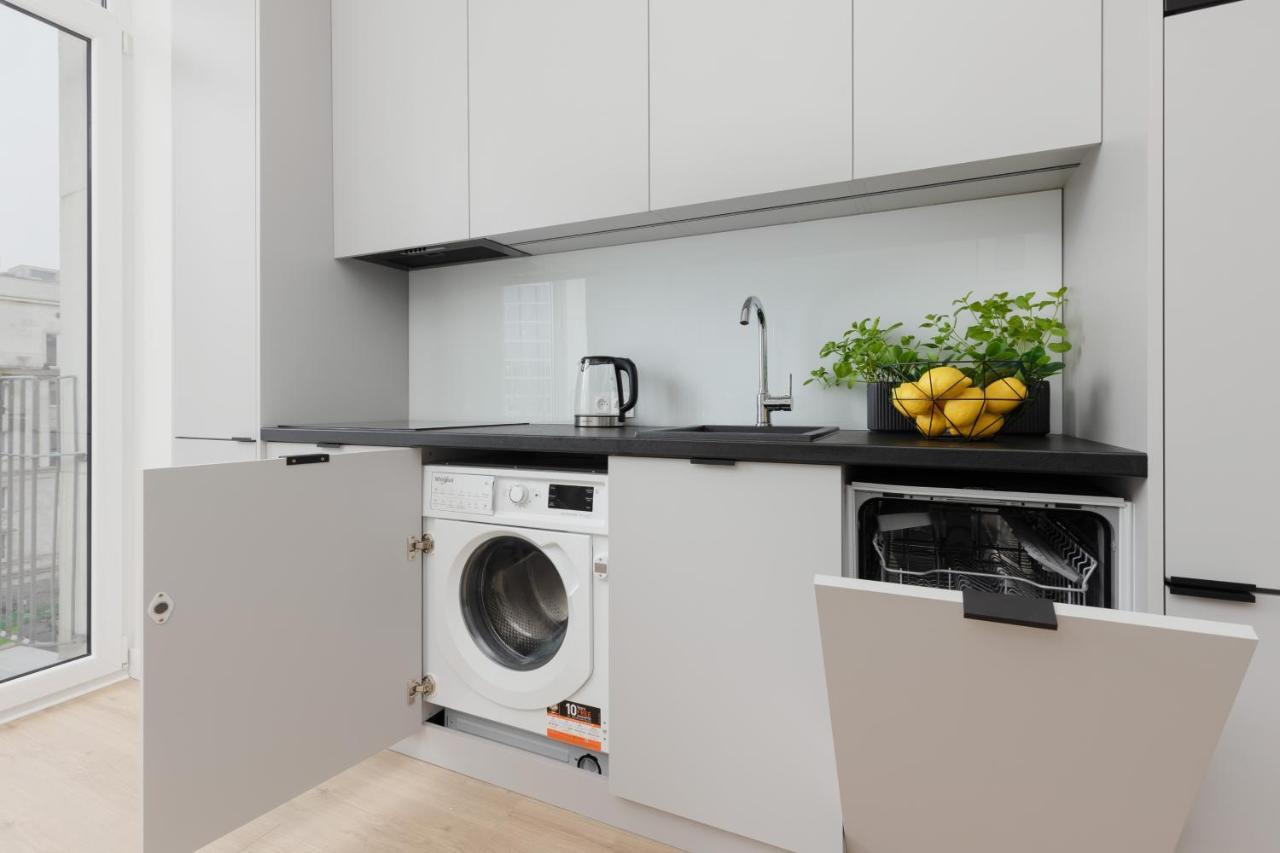 Spacious Apartment With Panoramic View Of Warsaw By Noclegi Renters Dış mekan fotoğraf